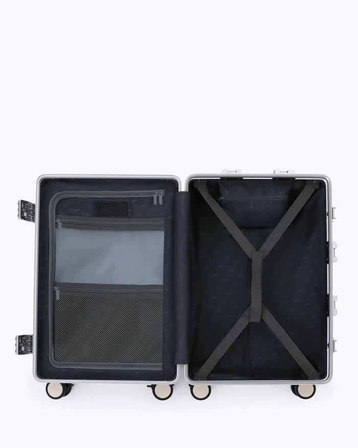Carry-On: All-In-One Classic