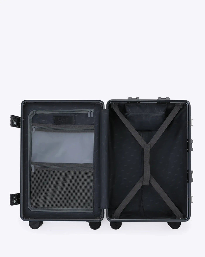 Carry-On: All-In-One Classic